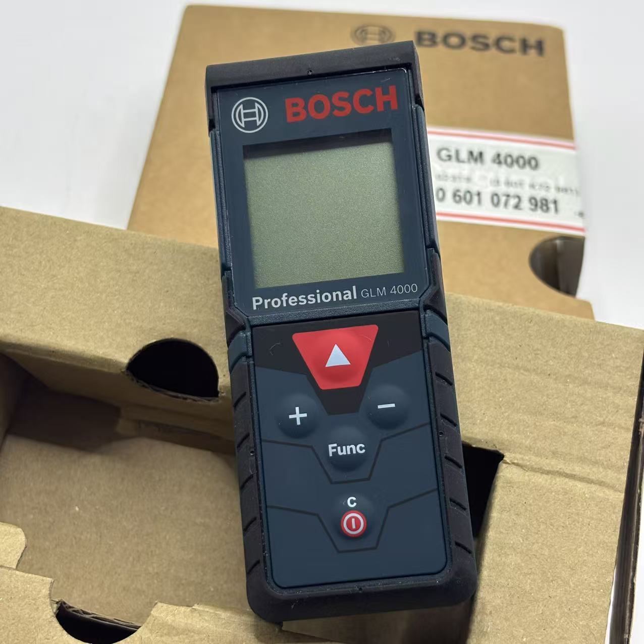 بوش GLM 4000 جهاز قياس المسافة - مراجعة Test Instruments وسعره